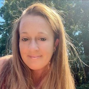 Meet your Posher, Nichole